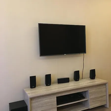Appartamento Cozy And Elegant For 1 To 4 *